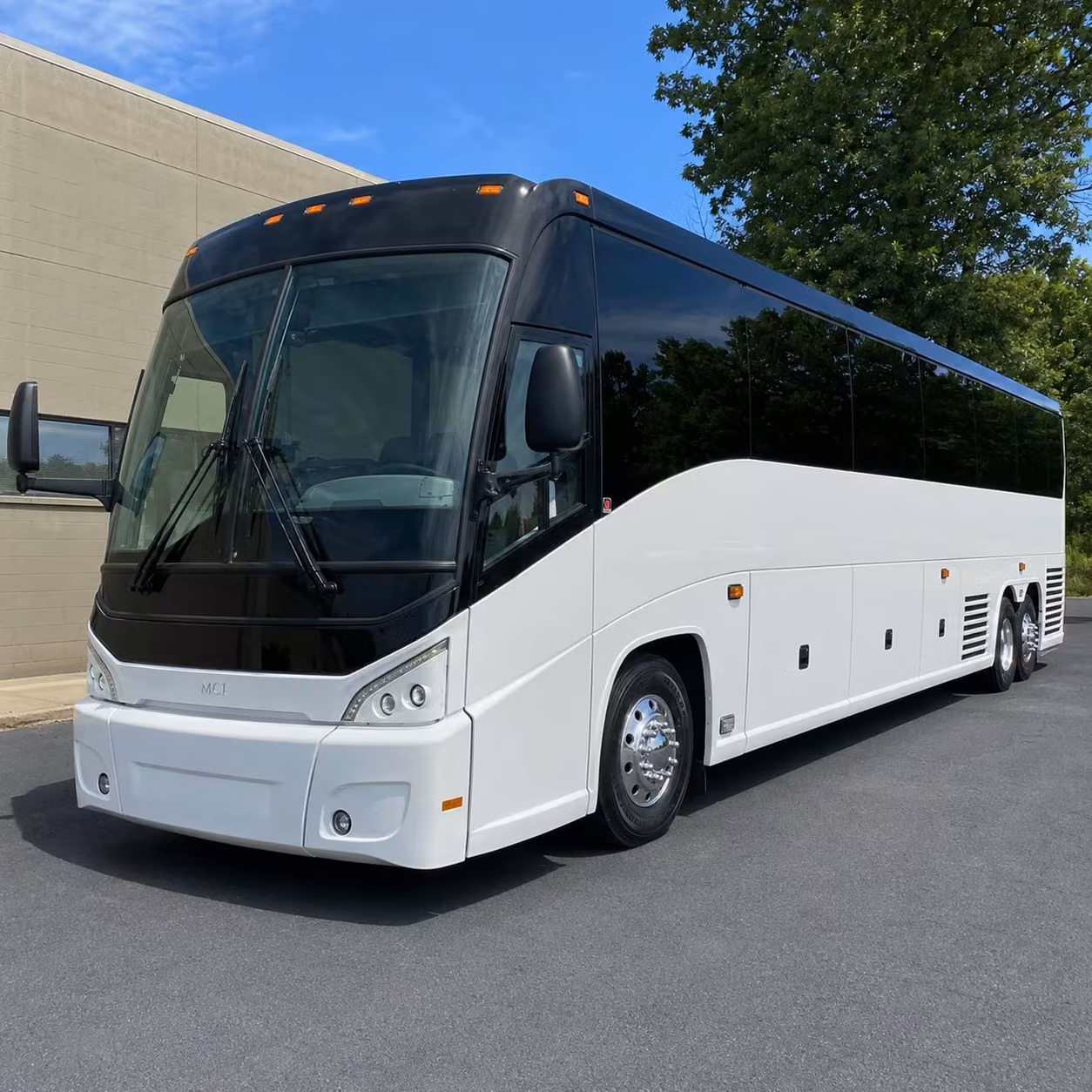 wedding shuttle services bus rentals in thornton